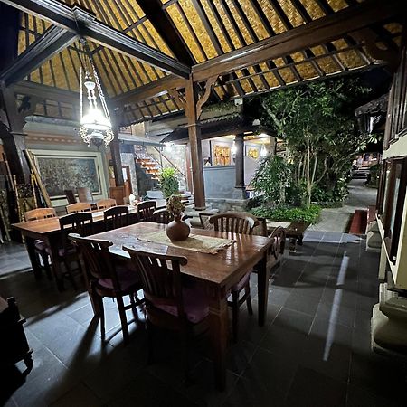 Nirvana Pension Ubud Buitenkant foto