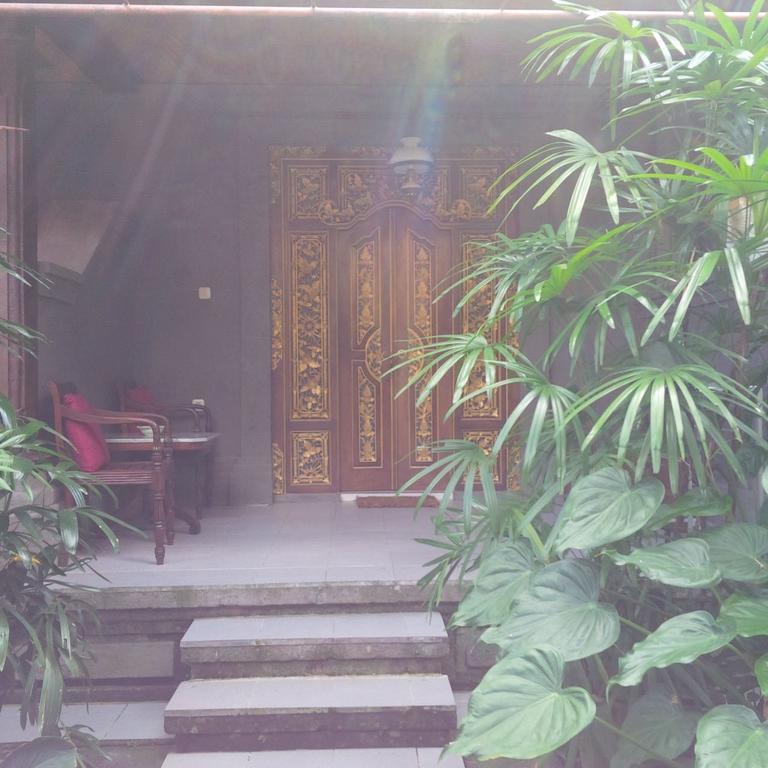 Nirvana Pension Ubud Buitenkant foto