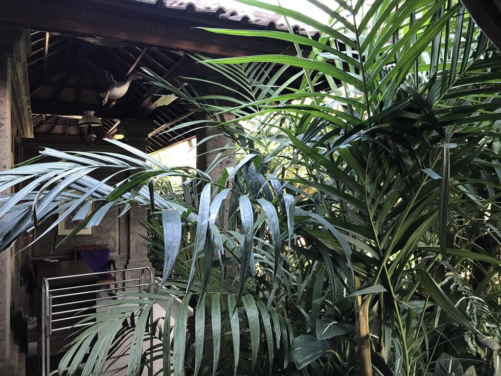 Nirvana Pension Ubud Buitenkant foto
